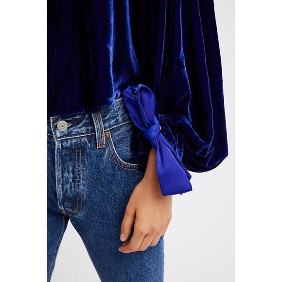 Free People Gimme Some Lovin Velvet Blue Top - Picture 3 of 5